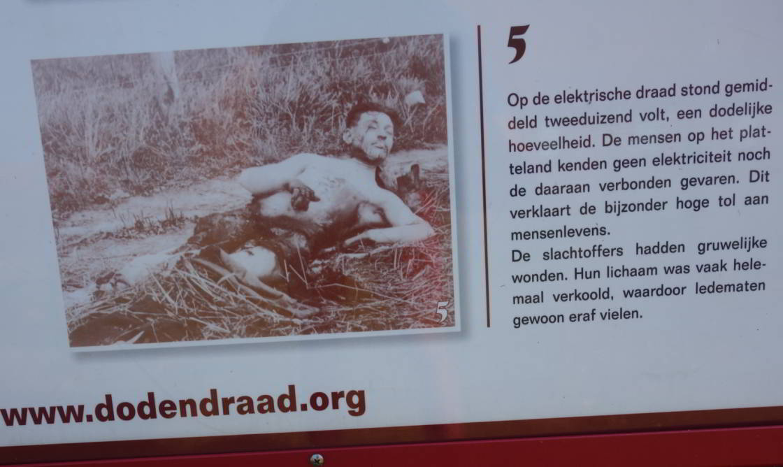 Een van de slachtoffers van de draad... infobord langs de grensroute